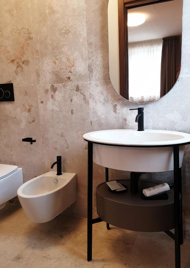 Destasu' Bed And Wellness Hotel Castel del Monte  Buitenkant foto