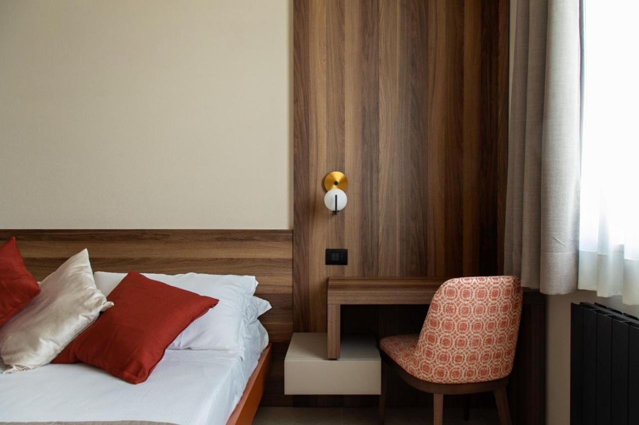 Destasu' Bed And Wellness Hotel Castel del Monte  Buitenkant foto